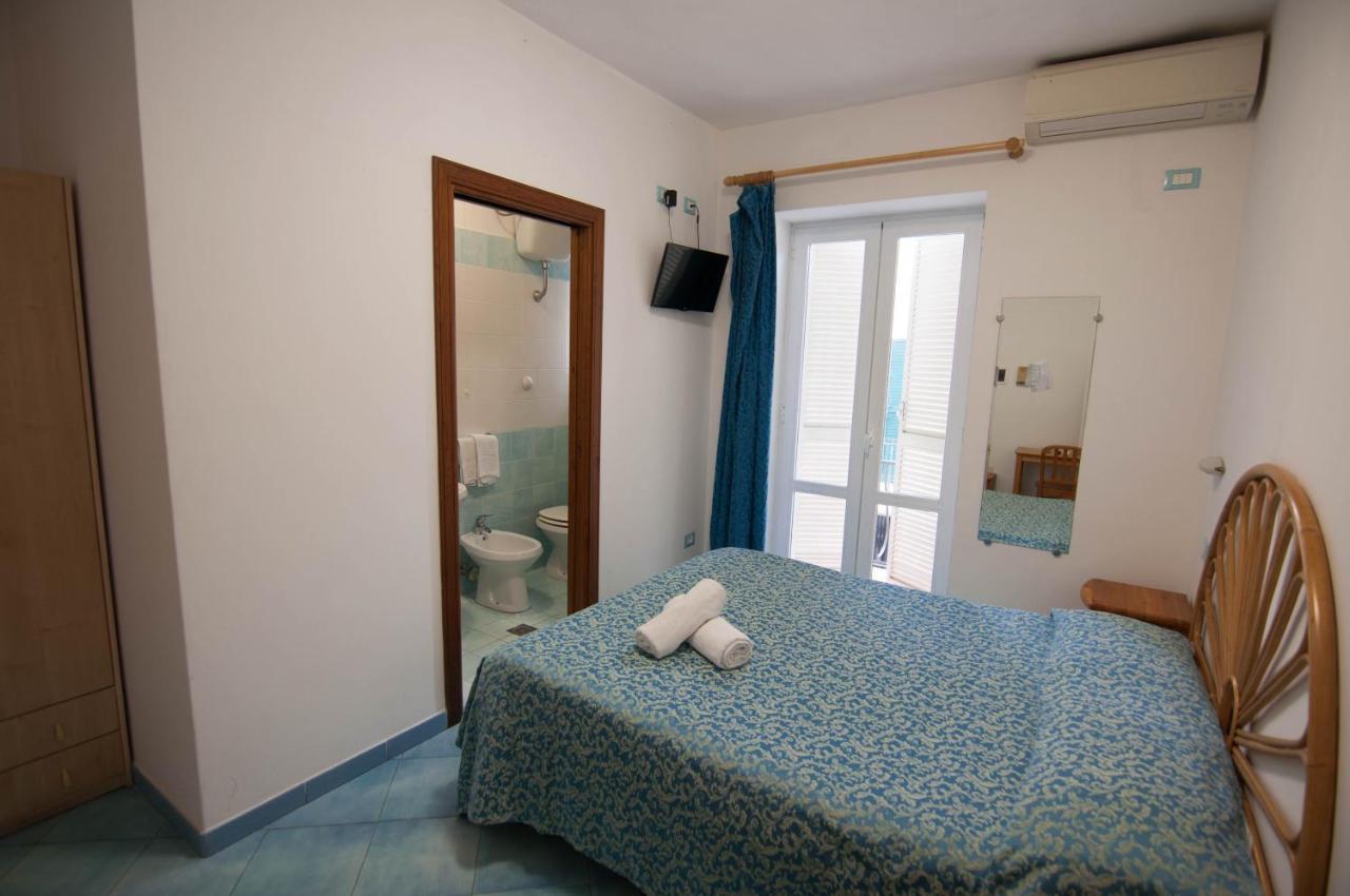 Albergo Macri Ischia Buitenkant foto