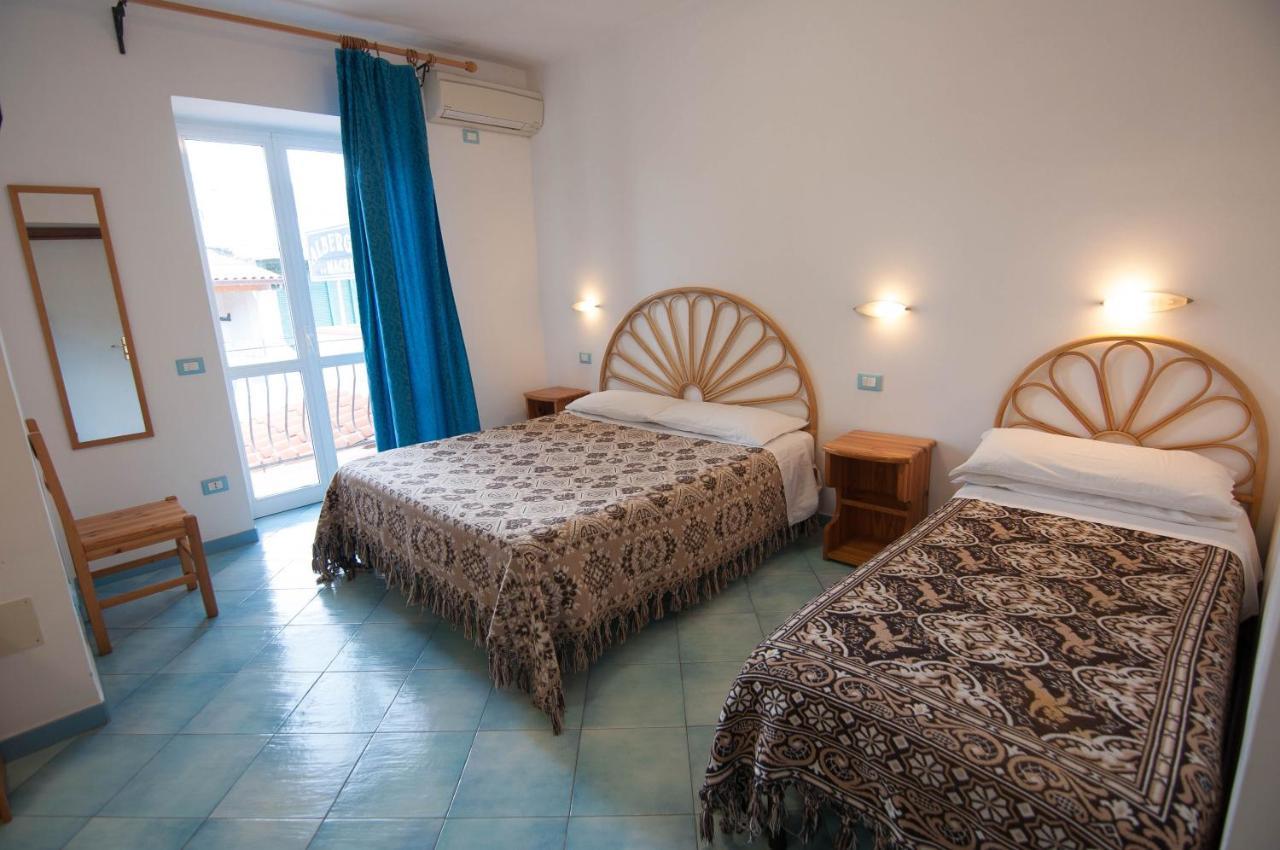 Albergo Macri Ischia Buitenkant foto